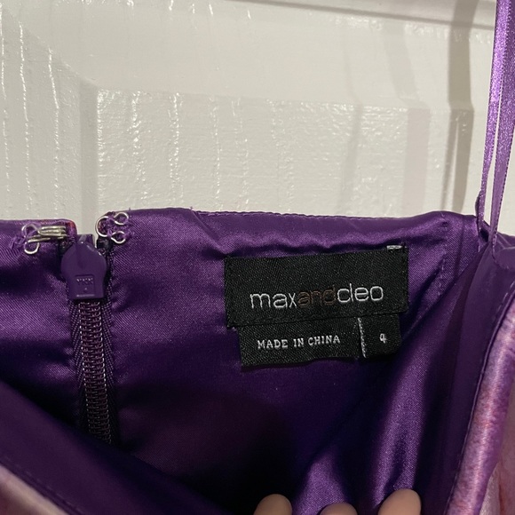 Dress - Picture 2 of 2